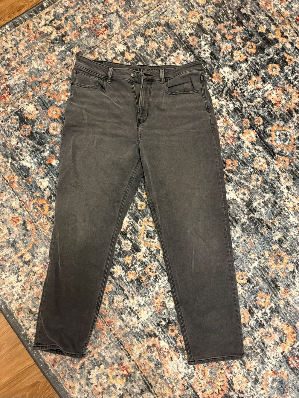 Women’s Dark Gray Straight-Leg Jeans
